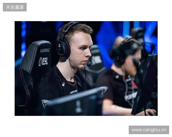 gla1ve谈rain:他正在成长为一名指挥,我为他感到非常骄傲 gla1ve谈rain:他正在成长为一名指挥,我为他感到非常骄傲